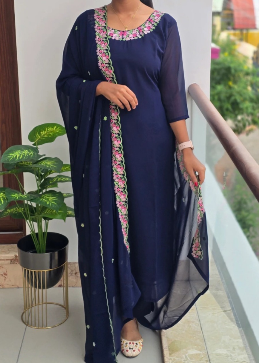 Anbarasi: Georgette salwar set 